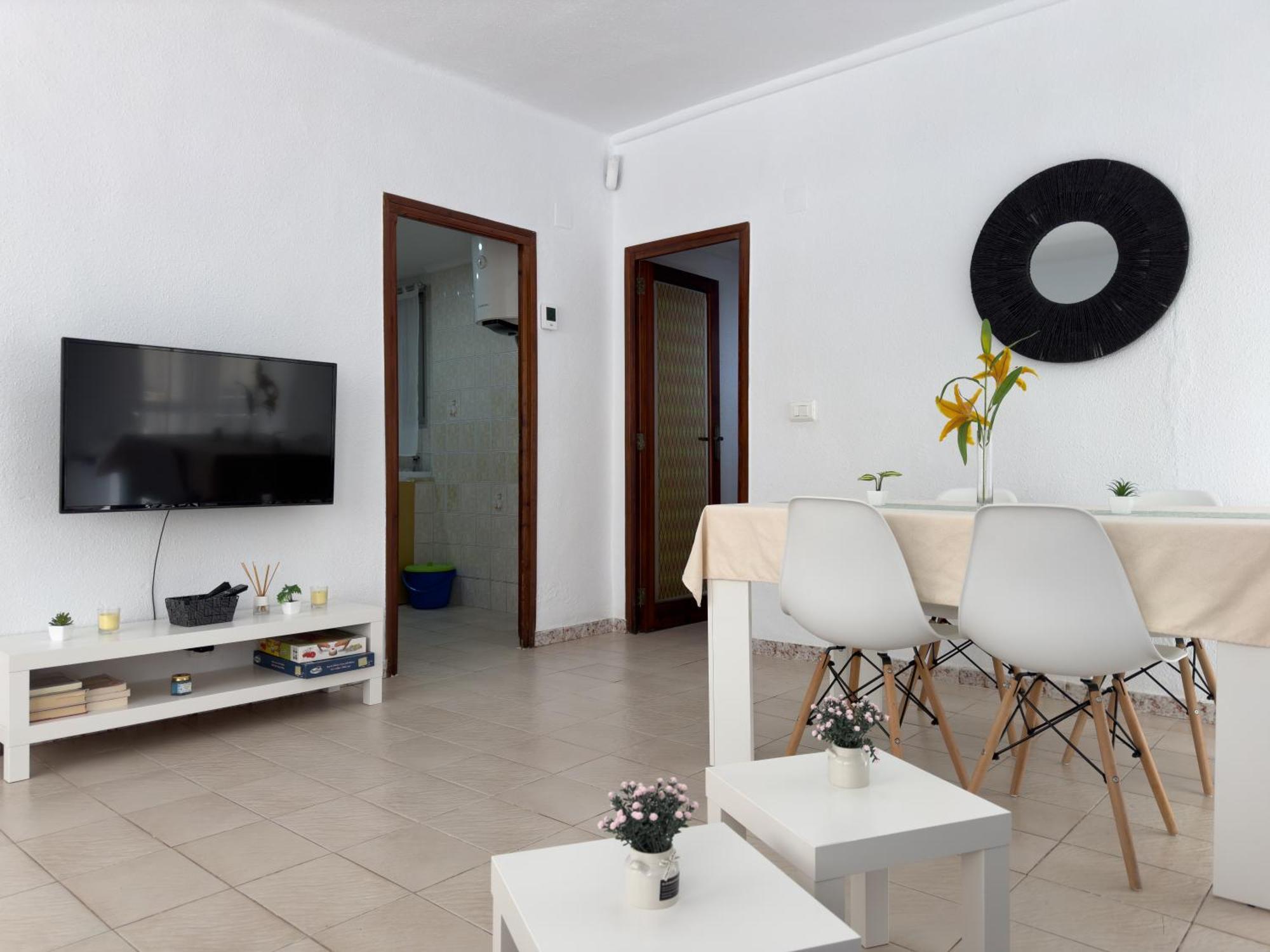 Appartement A 100 Metros Playa San Antonio 1-8 Personas